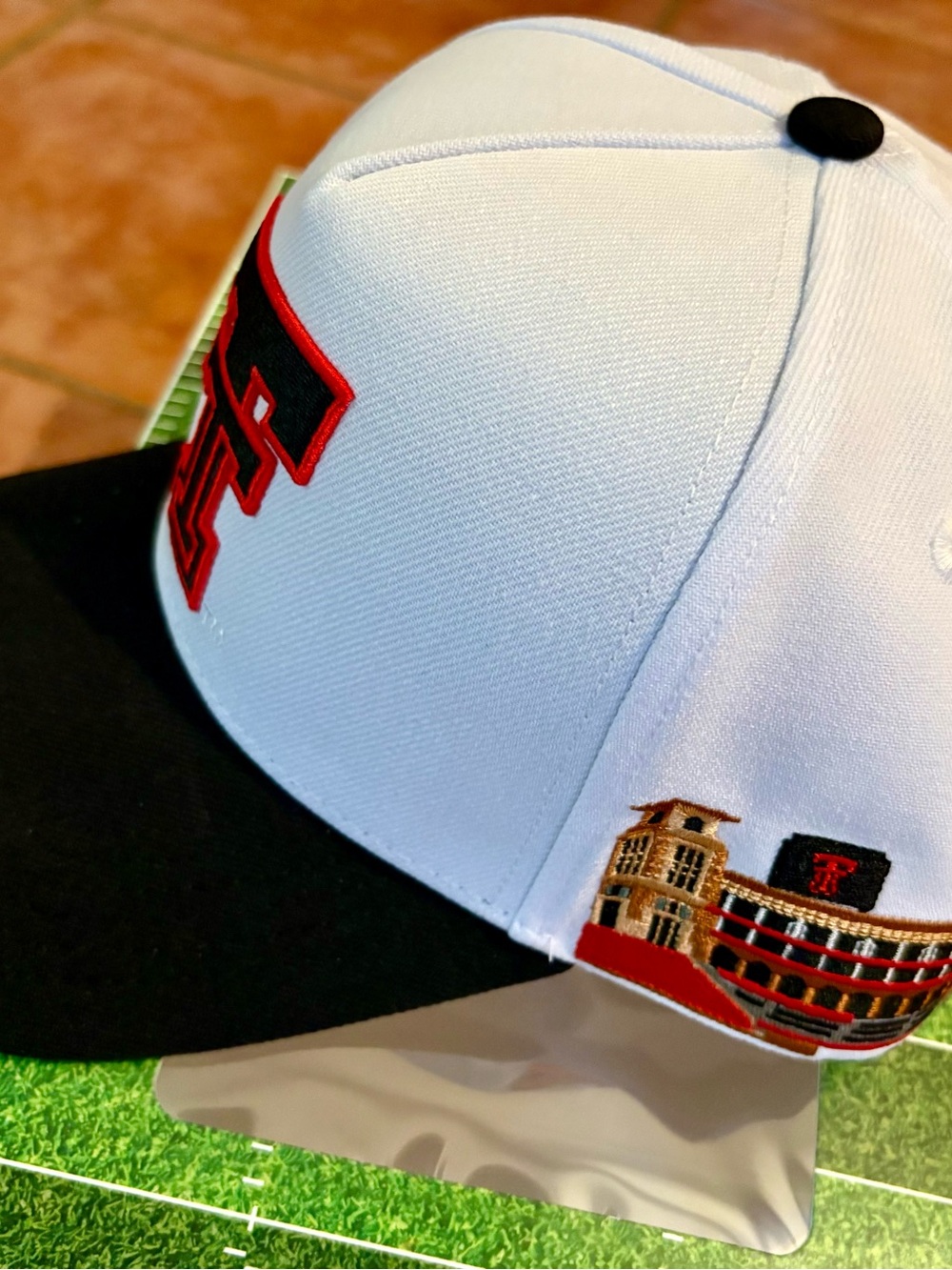 Texas Tech SnapBack Hat WoodnGrail Football Rare - Picture 7 of 11